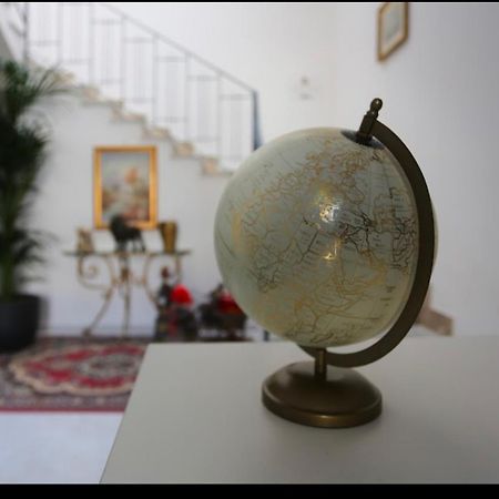 Готель Casa Ferrante Чинізі Екстер'єр фото